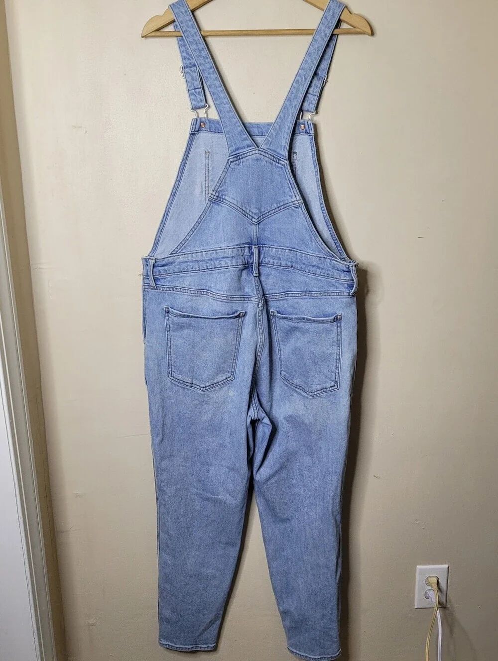Old Navy O.G. Straight Leg Jean Overalls - Picture 6 of 9